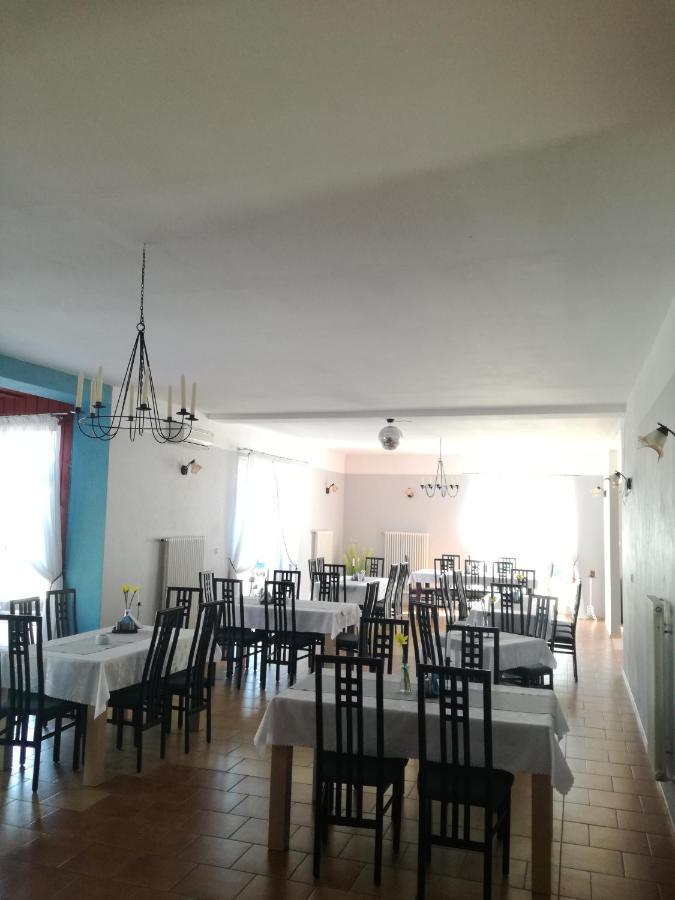Center Angelos Bronkow Екстер'єр фото